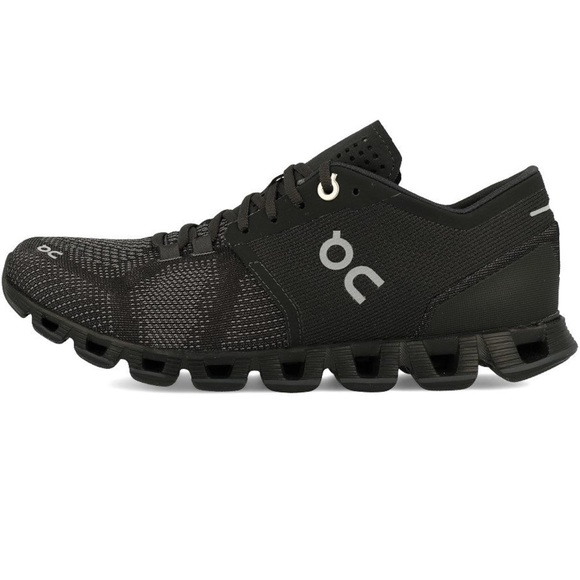 On Running Charcoal Sneakers - Picture 2 of 9